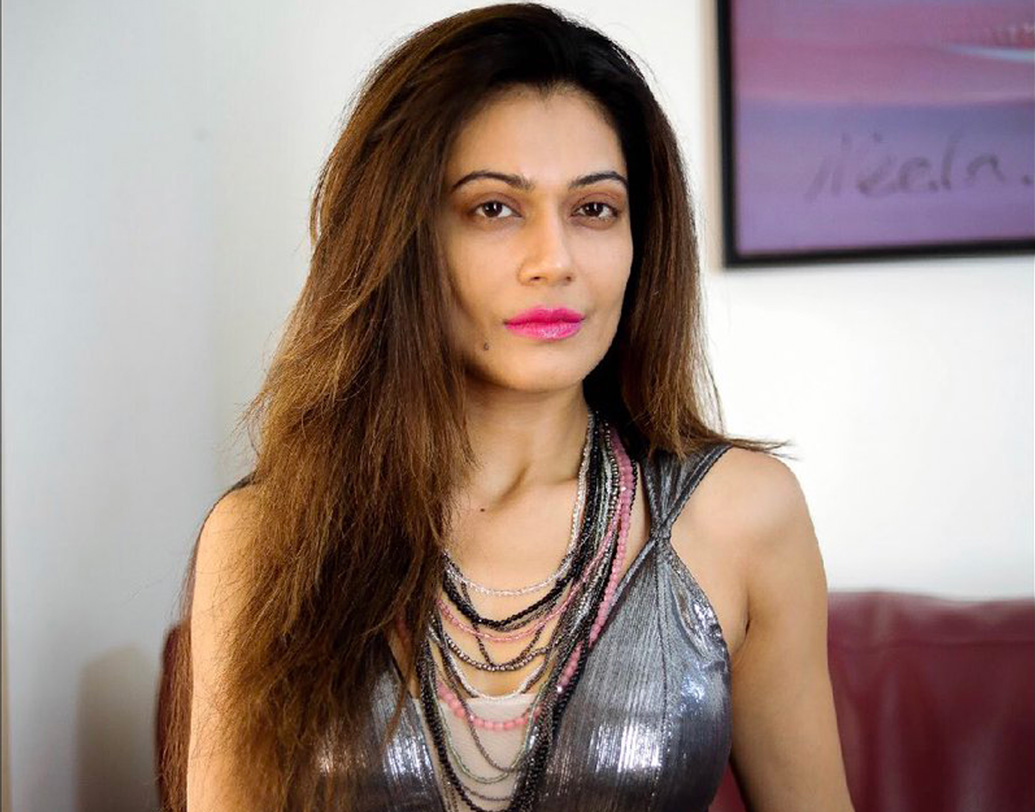 প্রতিযোগিতায় বিজয়ী হতে না পারলেও, পরে সুপারমডেল মিস টুরিজম ওয়ার্ল্ড নির্বাচিত হন তিনি। তার পরই একাধিক বিজ্ঞাপনে মুখ দেখান। বিভিন্ন ব্যান্ড এবং শিল্পীর মিউজিক ভিডিয়োতেও কাজ করেন। আর সেখান থেকেই অভিনয়ের সুযোগ পেয়ে যান।