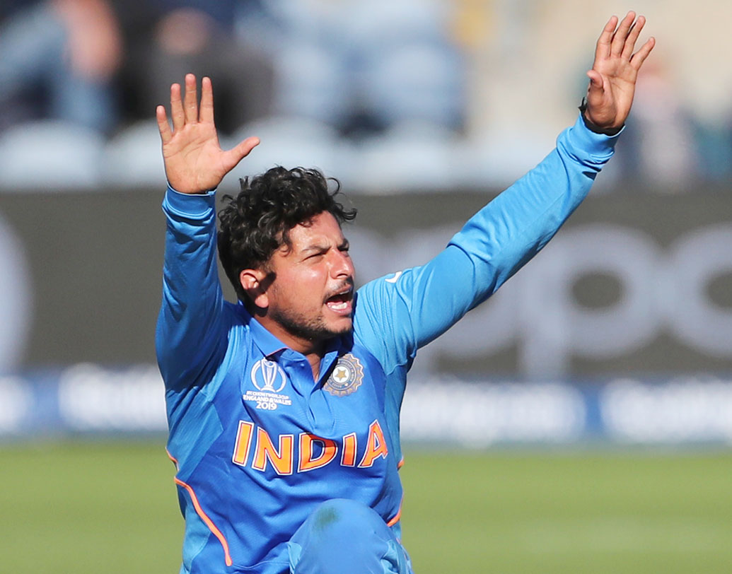 আইপিএলে তেমন একটা পারফরম্যান্স না থাকলেও আজকের ম্যাচের প্রথম একাদশে কুলদীপ যাদবের উপরেই ভরসা রাখছেন ক্যাপ্টেন কোহালি। সাউদাম্পটনের বাইশ গজে প্রোটিয়াদের বিপক্ষে তুরুপের তাস হতে পারেন কুলদীপ।