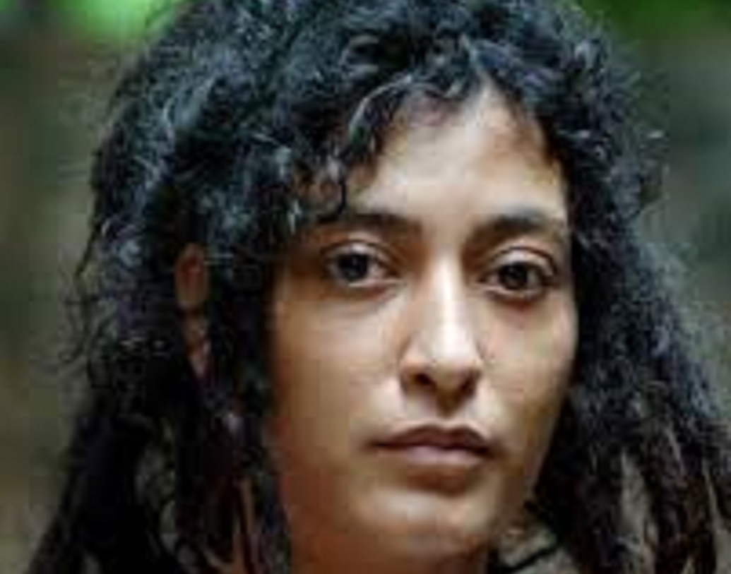 সম্প্রতি সাভি সাধু নামক এক অভিনেতাকে পেটের দায়ে ওয়াচ ম্যানের কাজ করতে দেখা গিয়েছিল। ফলে গীতাঞ্জলির নির্মম মৃত্যুর ঘটনা আবারও যেন মনে করিয়ে দেয় গ্ল্যামারের আড়ালে রয়েছে নির্মম এক অন্ধকার। কখনও কখনও পরভিন ববির মৃত্যুর সঙ্গেও তুলনা করা হয় গীতাঞ্জলির।