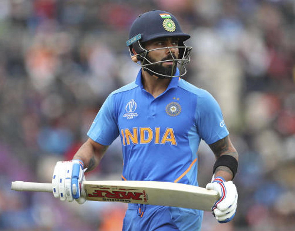 ফর্মে দেখাই যায়নি চেজমাস্টারকেও। তবে কঠিন পরিস্থিতিতে সংযম দেখিয়ে দলকে স্থায়িত্ব দেওয়ার পাশাপাশি রাবাডাদের প্রাথমিক ঝড়ও সামলে দেন।