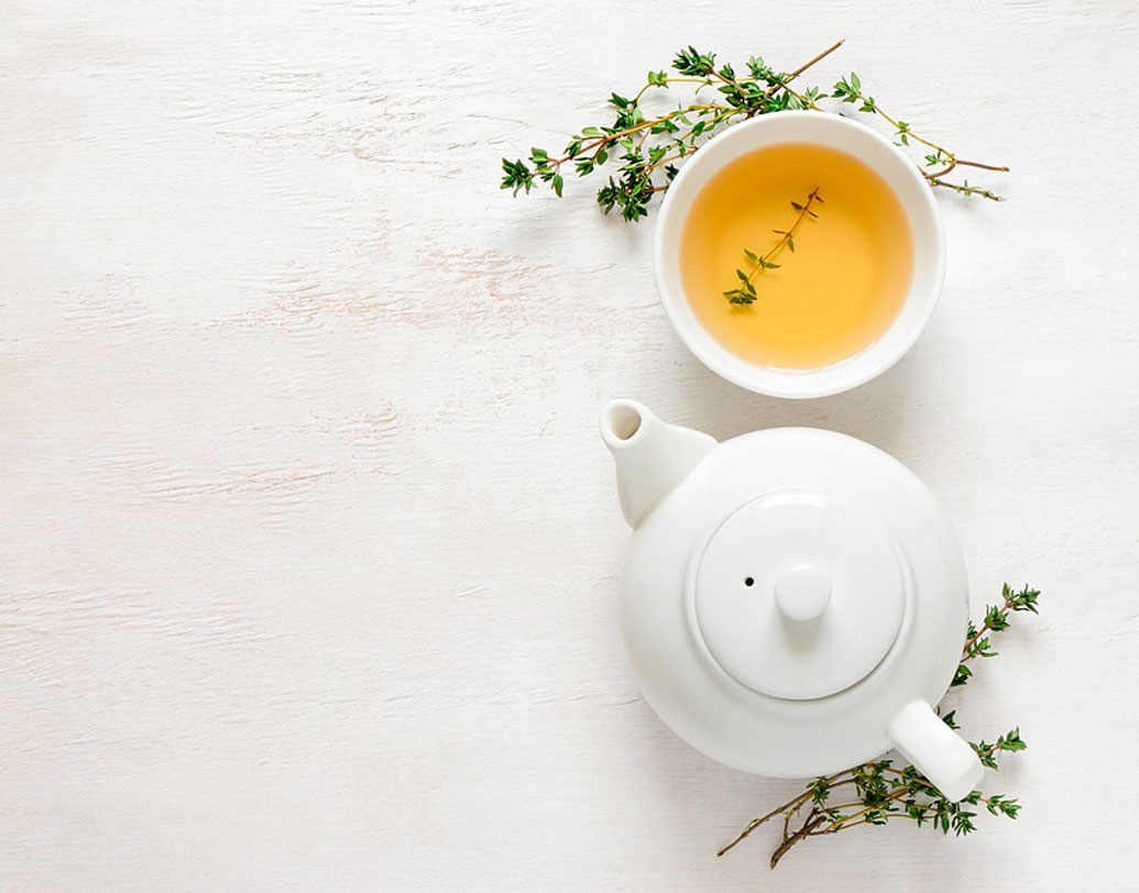 ছাদে জলাশয় করেই থেমে থাকেননি অমরজ্যোতি। সেই সঙ্গে ৩০ ধরনের অর্গ্যানিক গ্রিন টি প্লান্টও লাগিয়েছেন তিনি। এর থেকে তাঁর ১ লক্ষ টাকা পর্যন্ত আয়ও হয়েছে বলে দাবি তাঁর। তাঁর দাবি, আয়ের পাশাপাশি অ্যালঝাইমার্স বা পার্কিনসন্স-এর মতো রোগের ঝুঁকিও কমিয়ে দেয় অর্গ্যানিক গ্রিন টি।