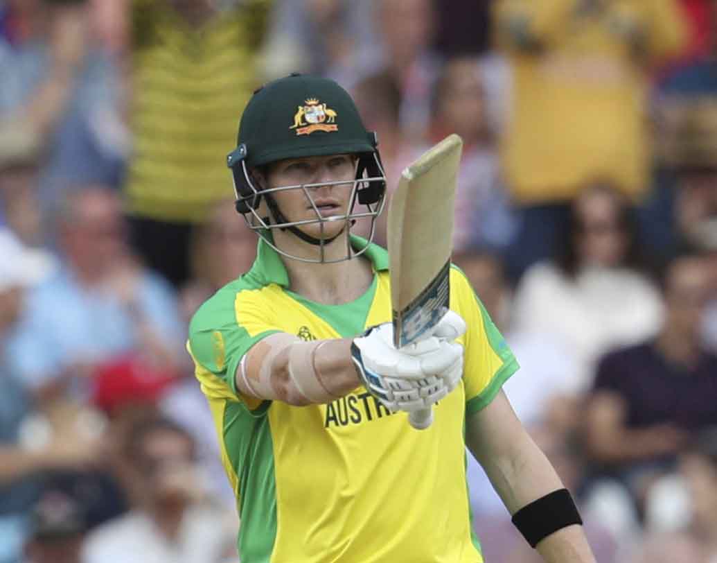 স্টিভ স্মিথের ফর্ম অবশ্যই চিন্তায় রাখবে ভারতকে। স্মিথ ওয়েস্ট ইন্ডিজের বিপক্ষে ৫ উইকেট পড়ে যাওয়ার পর যে ভাবে ব্যাট করেছেন, তাতে খুশি ব্যাগি গ্রিন বাহিনী। প্রথম ম্যাচে ওয়ার্নারের ফর্মও চিন্তায় রাখবে ভারতকে।