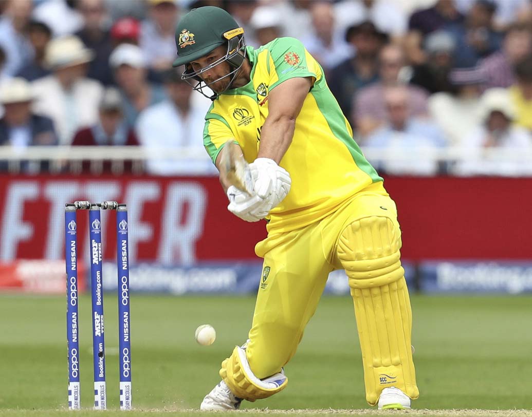 নাথান কুল্টার নাইল আগের ম্যাচে ৯২ রানের দুরন্ত ইনিংস খেলেছিলেন। বল হাতে অবশ্য দুটো ম্যাচে এখনও তিনি উইকেট পাননি। ফলে উইকেটের খিদে রয়ে গিয়েছে। ভারতের বিরুদ্ধেই কাটাতে পারেন তাঁর উইকেট খরা।