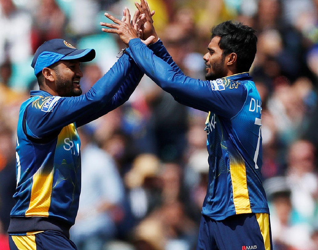 এছাড়াও ভারত যাতে বাংলাদেশকে হারায়, বাংলাদেশ যদি পাকিস্তানকে হারায় এবং কিউইরা ইংল্যান্ডদের বিরুদ্ধে বড় ব্যবধানে জেতে তবেই সেমিফাইনালের দরজা খুলতে পারে শ্রীলঙ্কার।