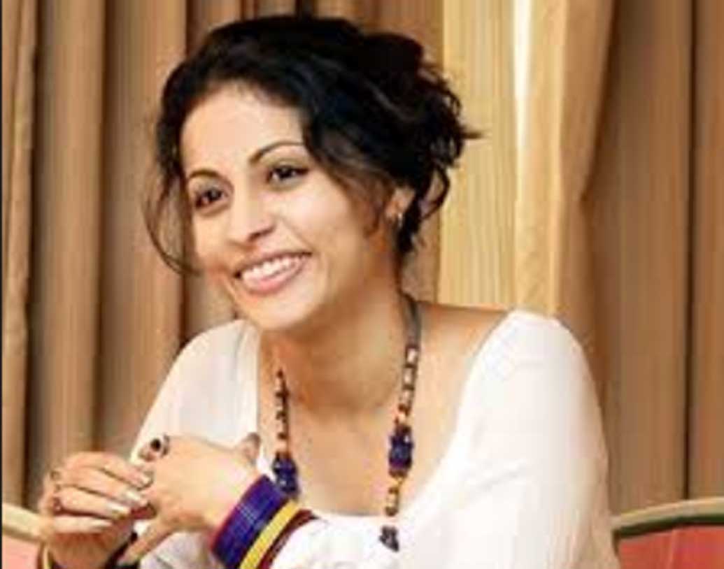 ২০০২ থেকে ২০০৫, এই তিন-চার বছর কেরিয়ারের গ্রাফ বেশ উঁচুতেই ছিল তাঁর। অনেক ফিল্মের অফারও এসেছিল তাঁর কাছে। তবে ২০০৫ সালের পর আচমকাই যেন বলিউড থেকে ‘গায়েব’ হয়ে যান তিনি। ‘মিস্টার ইয়া মিস’ চূড়ান্ত ব্যর্থ হওযার পর আর কোনও ফিল্মে অভিনয় করতে দেখা যায়নি তাঁকে।