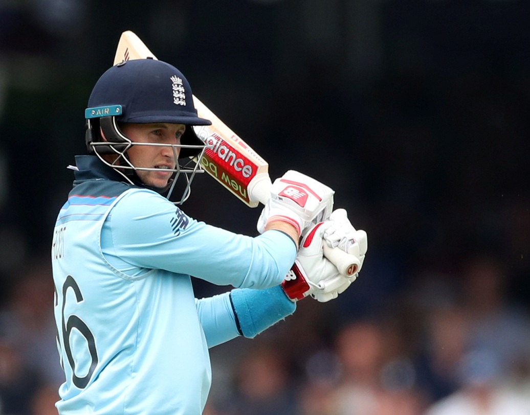 টেস্ট দলের অধিনায়ক জো রুট একদিনের ক্রিকেটেও রয়েছেন দারুন ফর্মে। ১০ ম্যাচে ৫৪৯ রান করে এই মুহূর্তে ইংল্যান্ডের সর্বাধিক রান সংগ্রহকারী তিনিই। রোহিত শর্মার ৬৪৮ রান টপকাতে ফাইনালে তাঁকে শতরান করতে হবে।