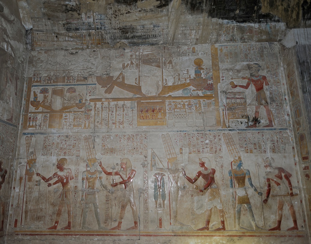 ডরোথি কেবল চিনতেই পারেননি, কোন সময়ের ঘটনা এবং কিসের উপর ভিত্তি করে এই ছবিগুলি আঁকা হয়েছিল তাও বলে দেন। এই ছবিগুলির বিষয়ে আগে কোনও পত্রিকা বা বইয়ে উল্লেখ হয়নি। তা হলে ডরোথি জানলেন কী ভাবে ছবিগুলির বিষয়ে? তিনি এমন আরও তথ্য দেন যা আগে কোনও গবেষণাতেও জানা যায়নি।