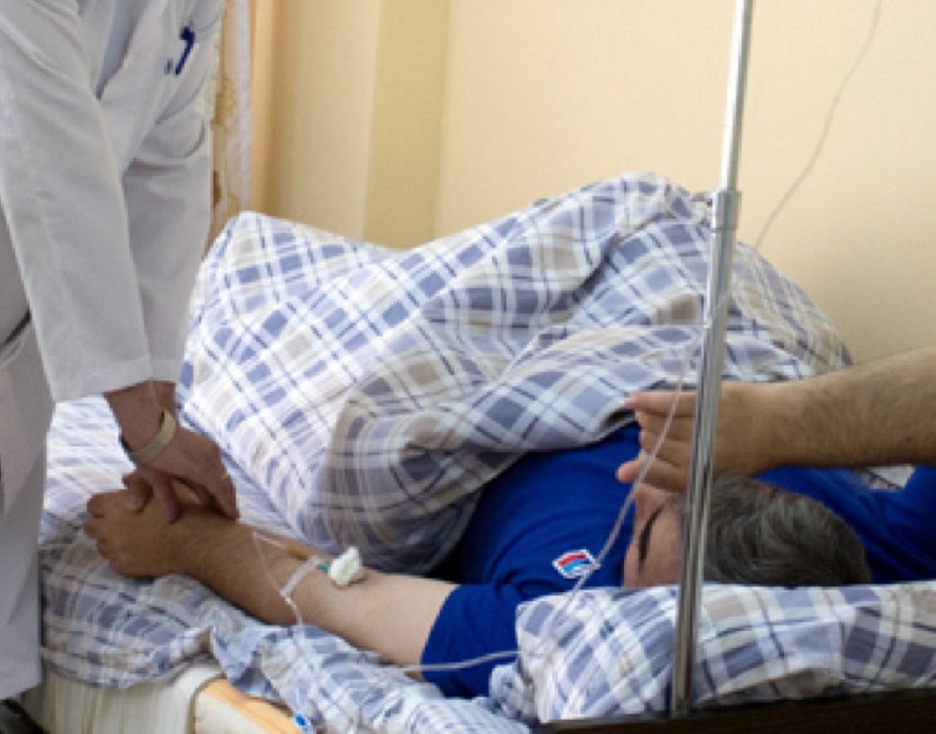 অক্সিজেনের অভাবেই মস্তিষ্ক সঠিক ভাবে কাজ করতে পারে না এবং মানুষ ঘুমিয়ে পড়েন বহু ঘণ্টার জন্য। ইউরেনিয়াম খনি থেকেই নির্গত হত কার্বন মনোক্সাইড। কিন্তু বন্ধ হয়ে যাওয়ার পরেও এই গ্যাস কী ভাবে উৎপন্ন হচ্ছে তার কোনও সঠিক উত্তর মেলেনি।