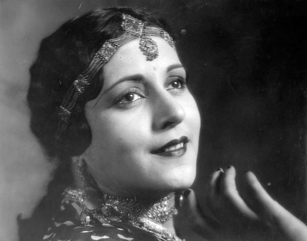 কেরিয়ারের সঙ্গে ভাঙন ধরল সম্পর্কেও। সুলোচনা আর বিলিমোরিয়ার বিচ্ছেদ হয়ে যায়। মুখ থুবড়ে পড়ে তাঁদের সংস্থাও।