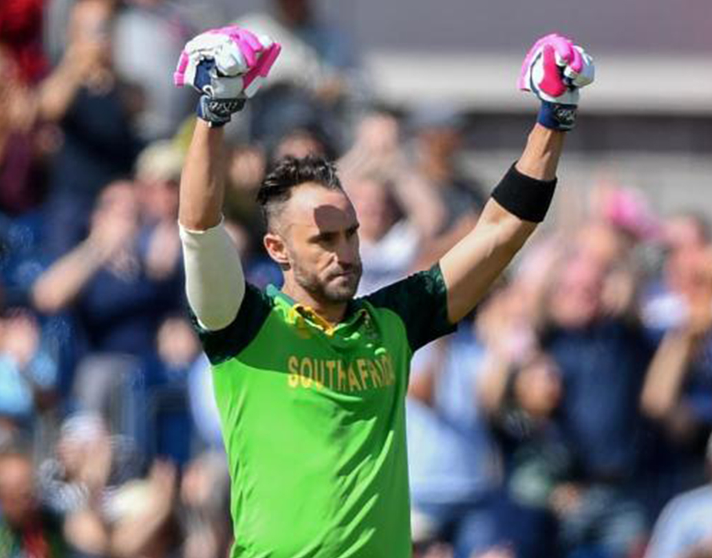 ফ্যাফ ডু প্লেসি- তিন নম্বরে ব্যাট হাতে নামবেন ফ্যাফ ডু প্লেসি। হাশিম আমলার তিন বছর পরে ২০১১ সালে ভারতের বিরুদ্ধে ম্যাচ দিয়ে অভিষেক ঘটেছিল ডু প্লেসির। ২০২৩ ক্রিকেট বিশ্বকাপ তাঁর খেলার সম্ভাবনা প্রায় নেই বললেই চলে।