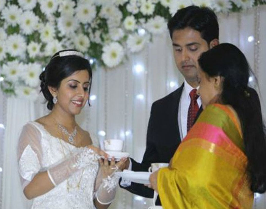 ২০১০ সালে স্বাক্ষরিত হয়েছিল ভারত-সৌদি আরব প্রত্যর্পণ চুক্তি। কিন্তু এখনও অবধি কোনও বন্দি প্রত্যর্পণ হয়নি। সুনীলকুমার বর্ধনই প্রথম প্রত্যার্পিত হওয়া অভিযুক্ত। প্রথমে সুনীলকে নিজেদের হেফাজতে নেয় সৌদি পুলিশ। জুনিয়র কোনও অফিসারকে না পাঠিয়ে মেরিন নিজে গিয়েছেন অভিযুক্তকে গ্রেফতার করে দেশে ফিরিয়ে আনতে।