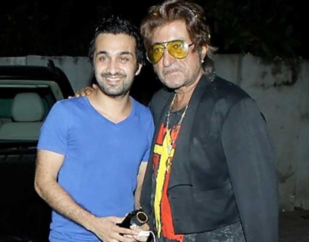 সিদ্ধান্ত কপূর: শক্তি কপূরের ছেলে সিদ্ধান্ত। কেরিয়ার শুরু করেন ডিস্ক জকি হিসেবে। সহকারী পরিচালক হিসেবে বলিউডে পা রাখেন। কাজ করেছেন ‘ভুলভুলাইয়া’, ‘ভাগম ভাগ’, ‘চুপ চুপকে’ ও ‘ঢোল’ ছবিতে। অভিনয় করেছেন ‘শুটআউট অ্যাট ওয়াডালা’ ছবিতেও।