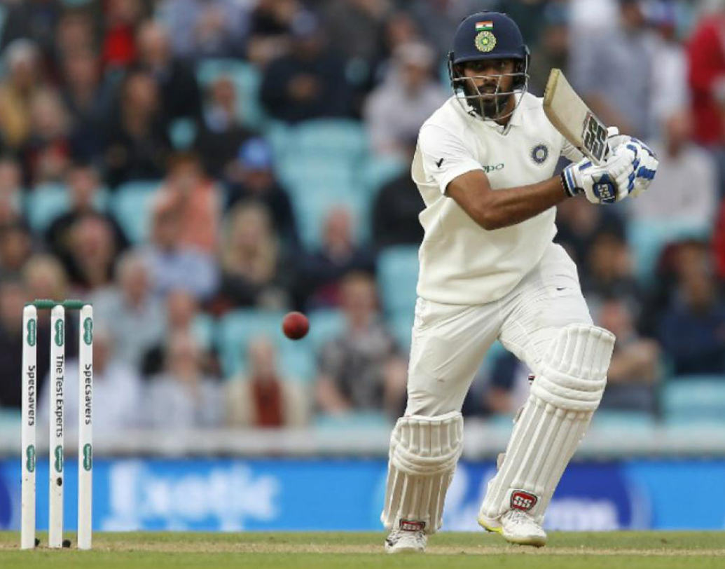 হনুমা বিহারী- টেস্ট দলের মিডল অর্ডারে অনেক সিনিয়রকে টপকে জায়গা করে নিয়েছেন তিনি। দলের প্রয়োজনে ওপেন করতেও দেখা গিয়েছে তাঁকে।