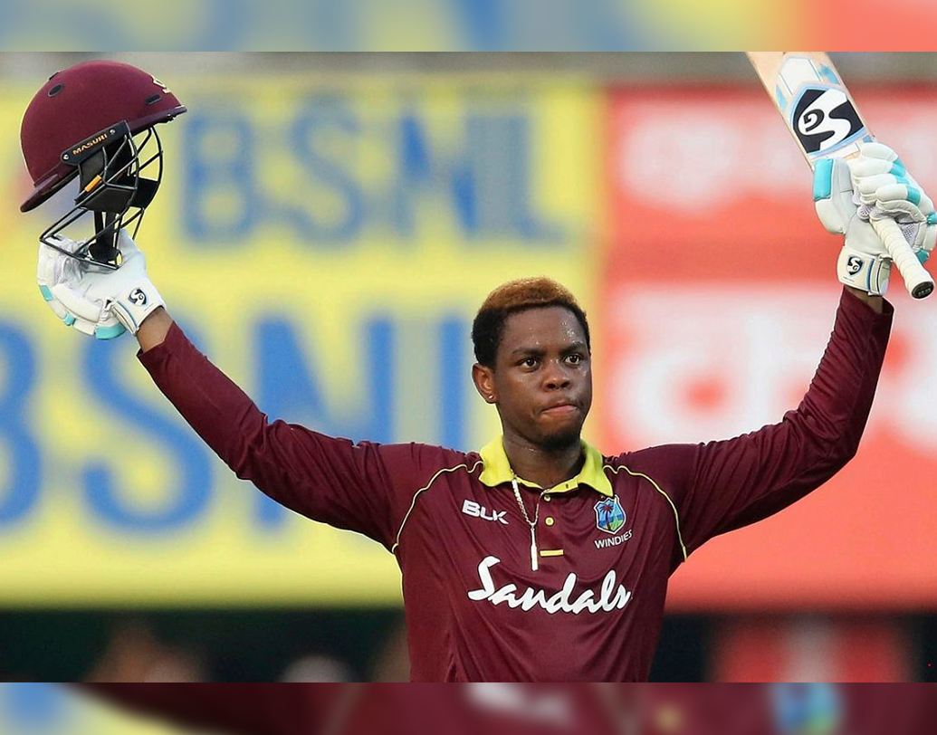 শিমরন হেটমেয়ার- অনূর্ধ্ব ১৯ বিশ্বকাপ থেকে উঠে আসা এই মারকুটে ব্যাটসম্যানের দিকে নজর রয়েছে বেশ কিছু বছর ধরেই। তবে আইপিএল-এ বিরাটের দলের হয়ে নিজেকে মেলে ধরতে পারেননি। দেখা যাক বিরাটের বিরুদ্ধে কী করেন হেটমেয়ার।