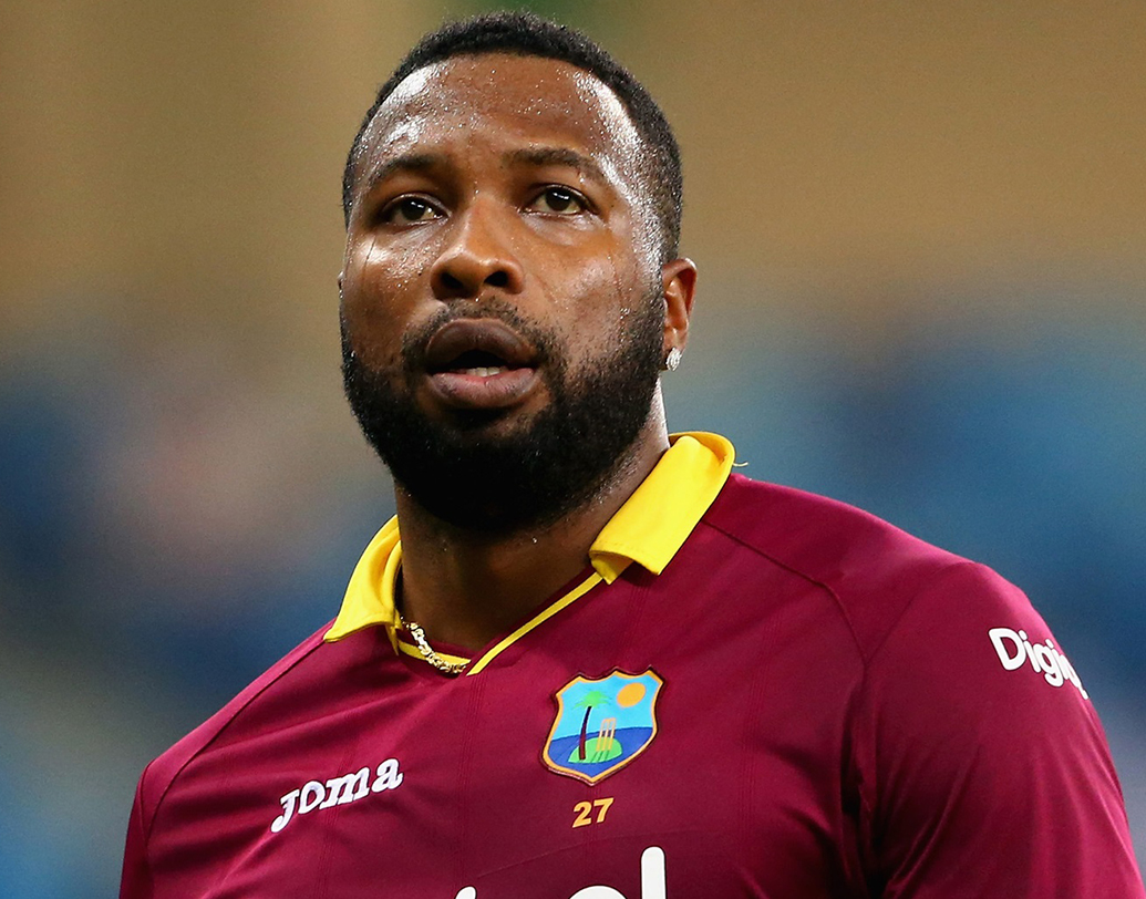 কায়রন পোলার্ড- ৩৩ বছরের অলরাউন্ডার একার হাতেই ম্যাচ ঘুরিয়ে দিতে পারেন। ব্যাটিং, বোলিং ও ফিল্ডিং তিন বিভাগেই সমান পারদর্শী তিনি। আইপিএলের সুবাদে ভারতের খেলোয়াড়দের ভালই চেনেন তিনি। সেই জন্যেই কি দলে ফেরানো হল ভারতের বিরুদ্ধে?