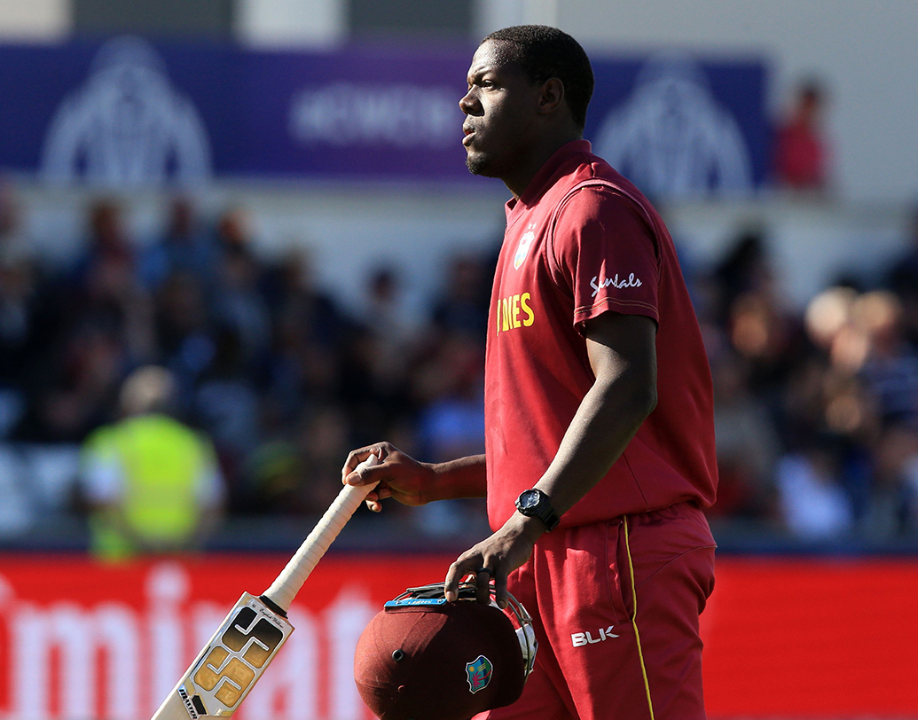 কার্লোস ব্রেথওয়েট- দলের অধিনায়কের দায়িত্ব এই অলরাউন্ডারের কাঁধে। জেসন হোল্ডার এই দলে না থাকায় এই গুরুদায়িত্ব ছয় মেরে দেশকে বিশ্বকাপ এনে দেওয়া ব্রেথওয়েটের ওপর। তাঁর সেই বিধ্বংসী ইনিংস আজও ভুলতে পারেনি ক্রিকেট বিশ্ব।