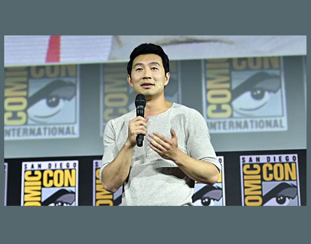 ২০২১ সালে ১২ ফেব্রুয়ারি রিলিজ করছে ‘শ্যাং-চি অ্যান্ড দ্য লেজেন্ড অফ দ্য টেন রিংস্‌’। এই ছবিতে অভিনয় করছেন সিমু লিউ, অকয়াফিনা অ্যান্ড টোনি লিয়ং। এই ছবি পরিচালনার দায়িত্বে আছেন ডেস্টিন ড্যানিয়েল ক্রিটন। এই প্রথম এই ছবিতে এশিয়ান সুপারহিরোর উপরে কাজ করা হবে। সিমু লিউ এই ছবিতে লিড রোলে অভিনয় করছেন।