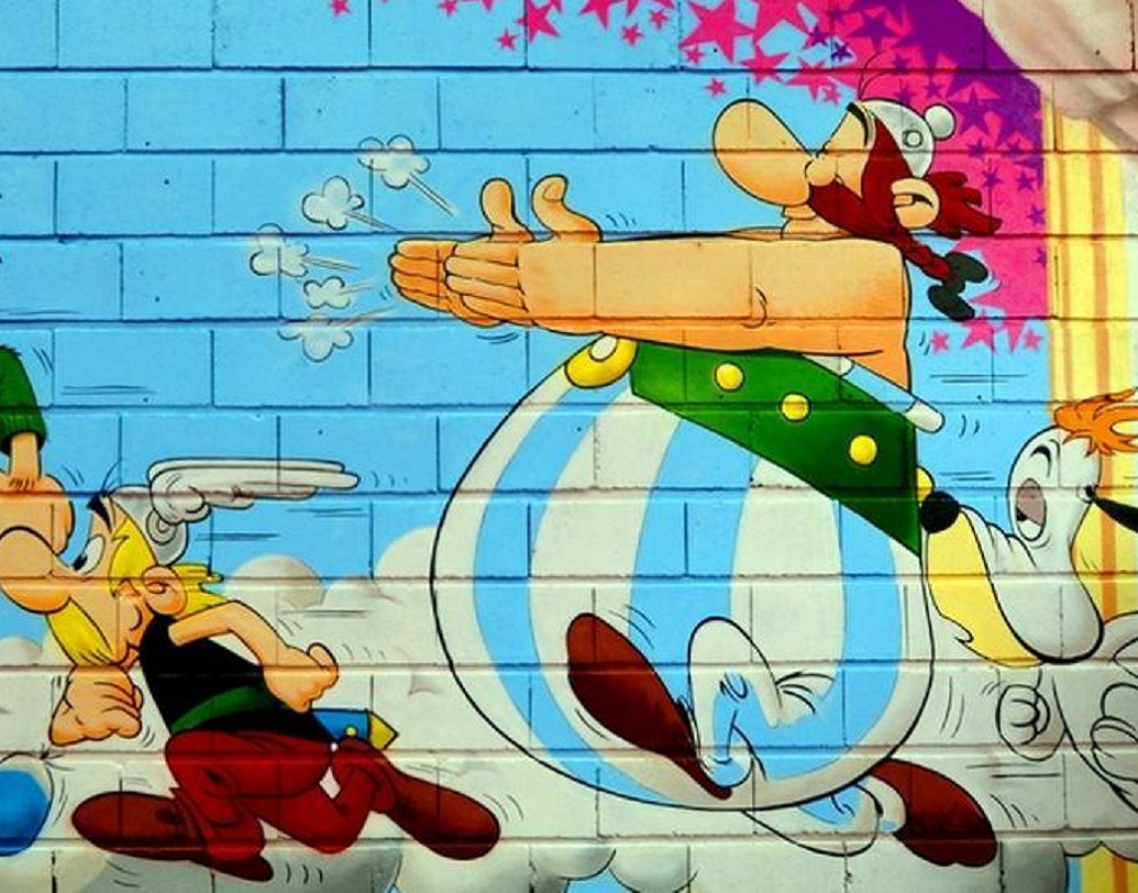 এ বার কমিকসের চরিত্র অ্যাস্টেরিক্সের উপস্থিতির প্রমাণ মিলল ব্রিটেনের পশ্চিম সাসেক্সের এক বিল্ডিং সাইটের সমাধিতে। উদ্ধার হওয়া সেই সমাধি পরীক্ষা করে বিশেষজ্ঞদের দাবি, তিনি হয়তো ছিলেন একজন ইউরোপীয় যোদ্ধা, যিনি জুলিয়াস সিজারের সঙ্গে যুদ্ধ করতেই খ্রিস্টপূর্ব ৫০ শতাব্দীতে ব্রিটেনে এসেছিলেন।