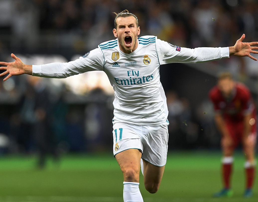 গ্যারেথ বেল- রিয়াল তারকার সময় খুব একটা ভাল যাচ্ছে না। জিদান যে তাঁকে দলে চাননা তা জানিয়ে দিয়েছেন। অন্য কোনও দলও এখনও পাননি তিনি। কিন্তু ইনস্টাগ্রামে তাঁর ভক্ত যে কম নয় এই তালিকা তার প্রমাণ। তাঁর পোস্টের দাম ফোর্বসের তালিকা অনুযায়ী প্রায় সাড়ে ১৬ কোটি টাকা।