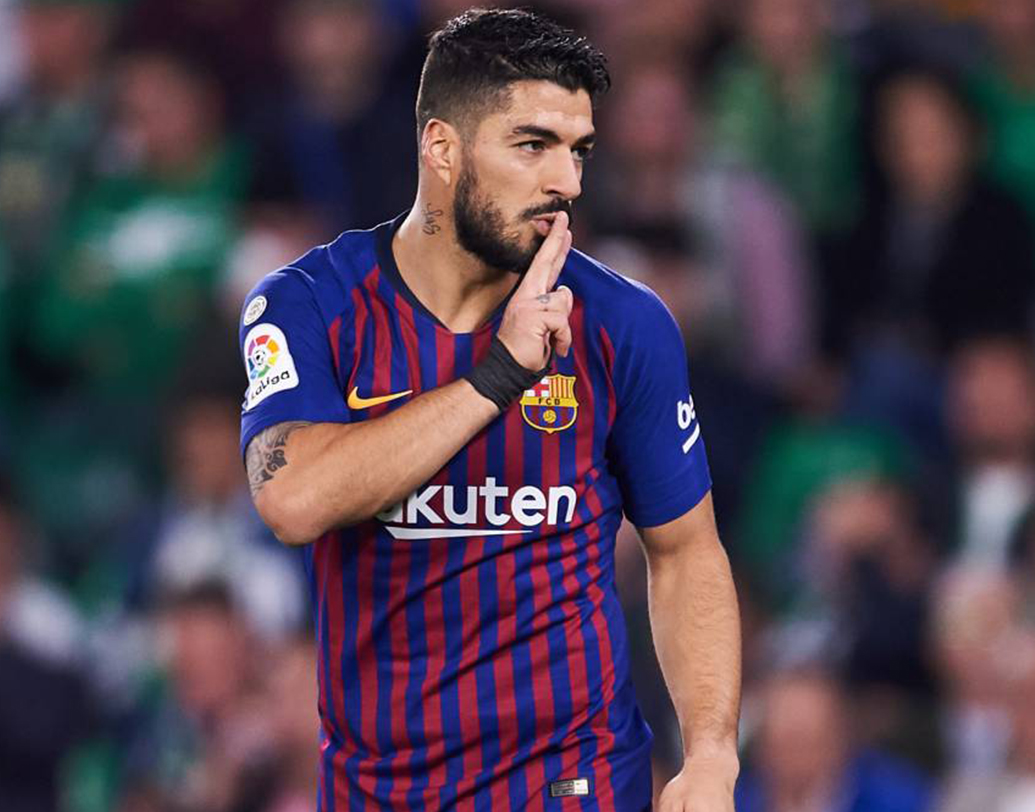 লুই সুয়ারেজ- মেসির সতীর্থও ছেড়ে কথা বলছেন না ইনস্টগ্রামের পোস্টের হিসেবে। তালিকায় তিনি দশ নম্বর। তাঁর পোস্টের দাম প্রায় সাড়ে ১২ কোটি টাকা।