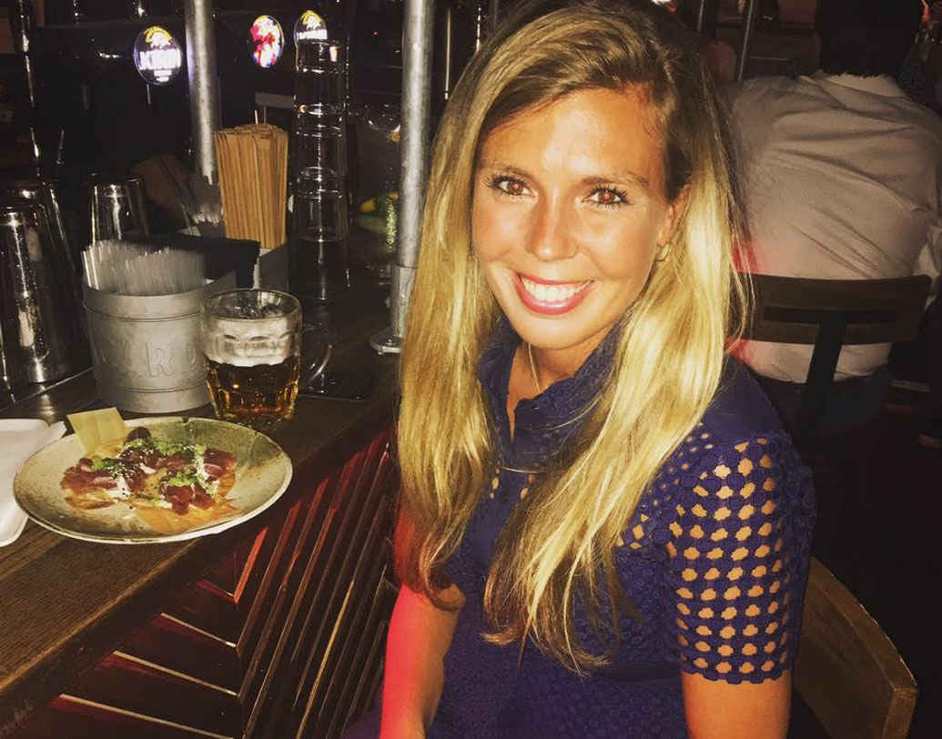 ২০১৮ সালে পলিটিকাল কমিউনিকেশনে ক্যারি সাইমন্ডকে ১০-এর মধ্যে দ্বিতীয় স্থান দেয় পিআর উইক।