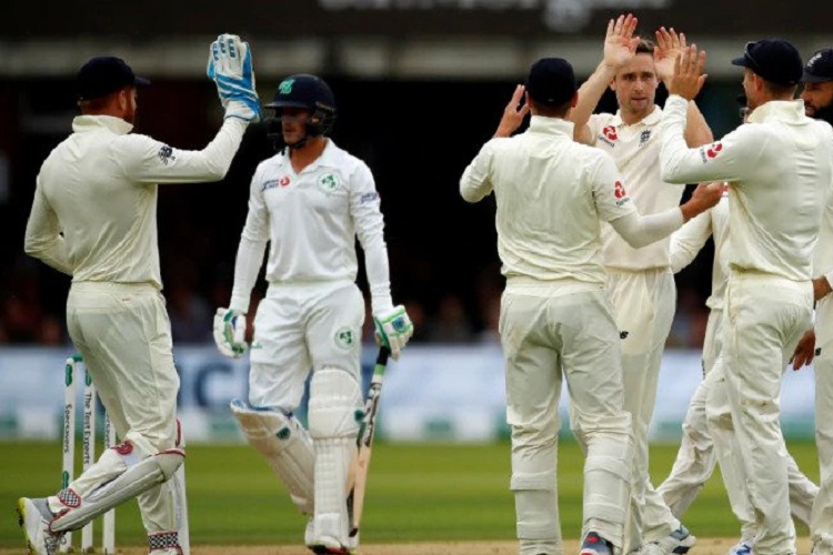 আয়ারল্যান্ড: বিশ্বক্রিকেটকে চমকে দিয়ে টেস্টে ইংল্যান্ডকে ৮৫ রানে অলআউট করে দিয়েছিল আইরিশরা। কিন্তু পরের ইনিংসে ইংলিশ বোলারদের সামনে কার্যত ধ্বংস হয়ে যায় আয়ারল্যান্ড। ৩৮ রানে করে তালিকায় সপ্তম স্থানে রয়েছে তারা।