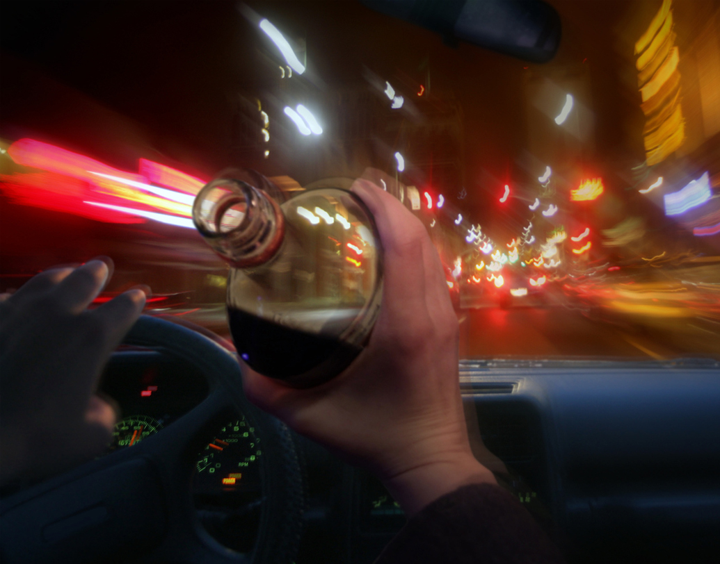 মত্ত অবস্থায় গাড়ি চালালে (১৮৫) ২ হাজার টাকার বদলে এখন ১০ হাজার টাকা দিতে হবে। অতিরিক্ত গতিতে গাড়ি চালালে (১৮৯) ৫০০ টাকার বদলে ৫ হাজার টাকা দিতে হবে এখন।