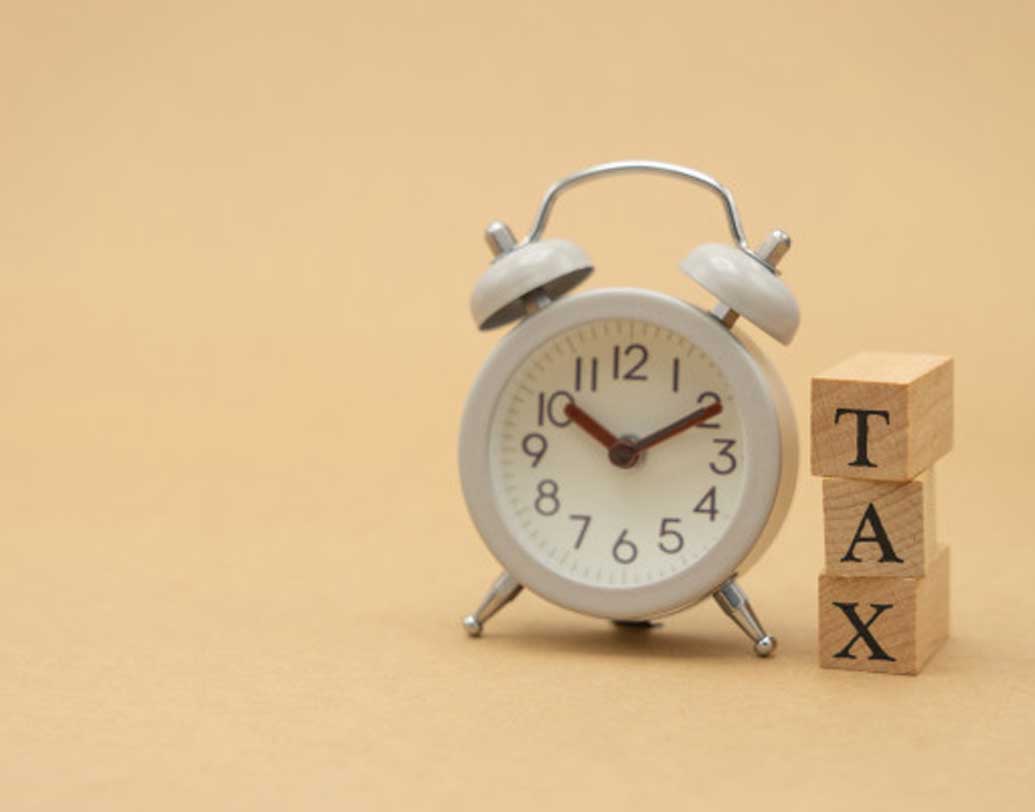 নোটিস এড়াতে আপনার সব উপার্জন দাখিল করুন। বকেয়া আয়কর দাখিল করুন। সব রকম নথিপত্র হাতের কাছে মজুত রাখুন, যাতে প্রয়োজনে দাখিল করতে পারেন।