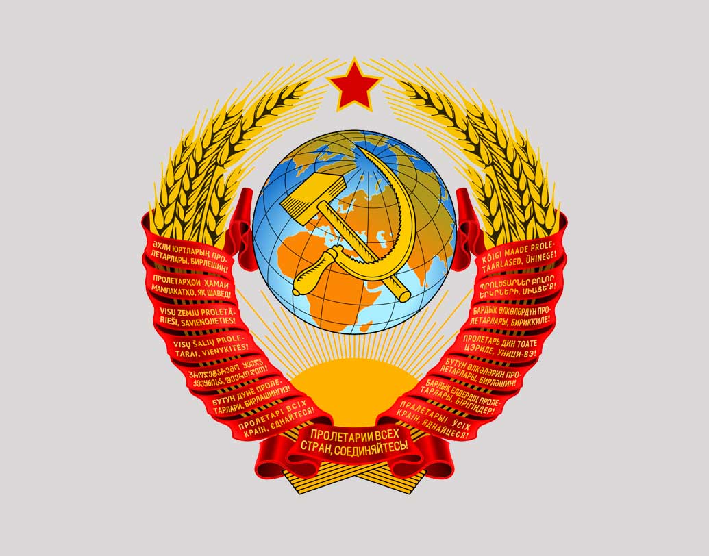 ১৯৫৭-এর ৭ নভেম্বর ছিল রুশ বলশেভিক বিপ্লবের ৪০তম বর্ষপূর্তি। সেই তারিখটাকেই স্থির করা হল সোভিয়েতের মহাকাশ-মাইলফলক স্থাপনের জন্য। তার জন্য মস্কোর রাস্তা থেকে বেছে নেওয়া হয়েছিল তিন বছরের স্ত্রী প্রজাতির একটি কুকুর। বিজ্ঞানীদের যুক্তি ছিল, মস্কোর পথের কুকুর হওয়ার জন্য সে কষ্টসহিষ্ণু। কারণ অনাহার ও তীব্র ঠান্ডা সহ্য করার ক্ষমতা আছে তার।