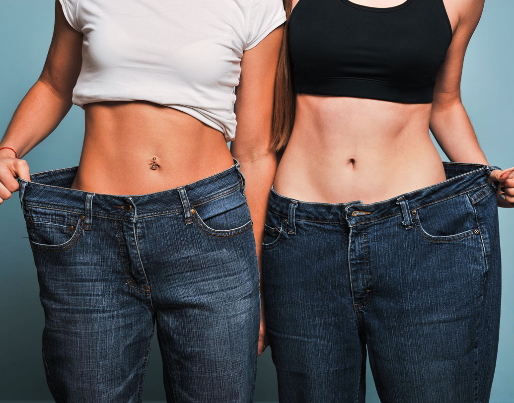 তবে এ বার আর একটা উপকারী দিকের কথা সামনে আনলেন অস্ট্রেলিয়ার গবেষকরা। লস অ্যাঞ্জেলসের সেক্সোলজিস্ট জাইয়া কিন্‌সবাক-ও এই গবেষণাকে মান্যতা দিয়েছেন। অস্ট্রেলিয়ার এই গবেষকদের মতে, কেবলমাত্র হার্টবিট ঠিক রাখা বা রক্তচাপকে নিয়ন্ত্রণ করাই নয়, শরীরকে টোনড ও মেদহীন রাখতেও চুমুই অস্ত্র!