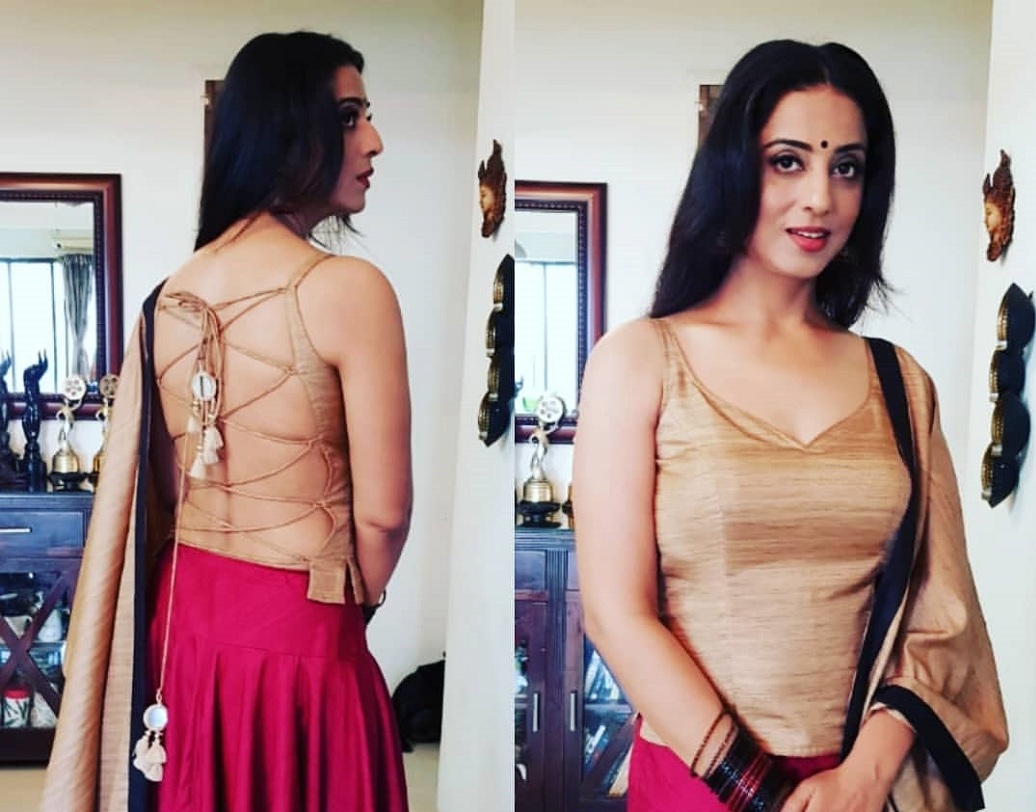 শুধু তাই নয়, তাঁদের তিন বছরের একটি ছোট্ট মেয়েও রয়েছে। নাম ভেরোনিকা।পাপারাৎজির কবল থেকে তাকে এতদিন কী করে লুকিয়ে রাখলেন মাহি, তা অবাক করেছে নেটিজেনদের।