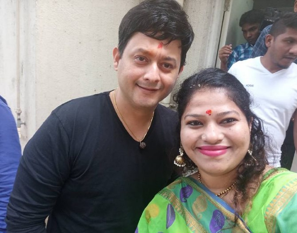 ২০০৬ সালে তিনি গুজরাতের মেহাসানা দমকল কেন্দ্রে যোগদান করেন। এর আগে দিল্লি, কলকাতায় বন্যার সময় মানুষকে উদ্ধার থেকে শুরু করে কোথাও আগুন লাগা— তৎপরতার সঙ্গেই উদ্ধারকার্য চালিয়ে গিয়েছেন এই আগুন-মেয়ে।