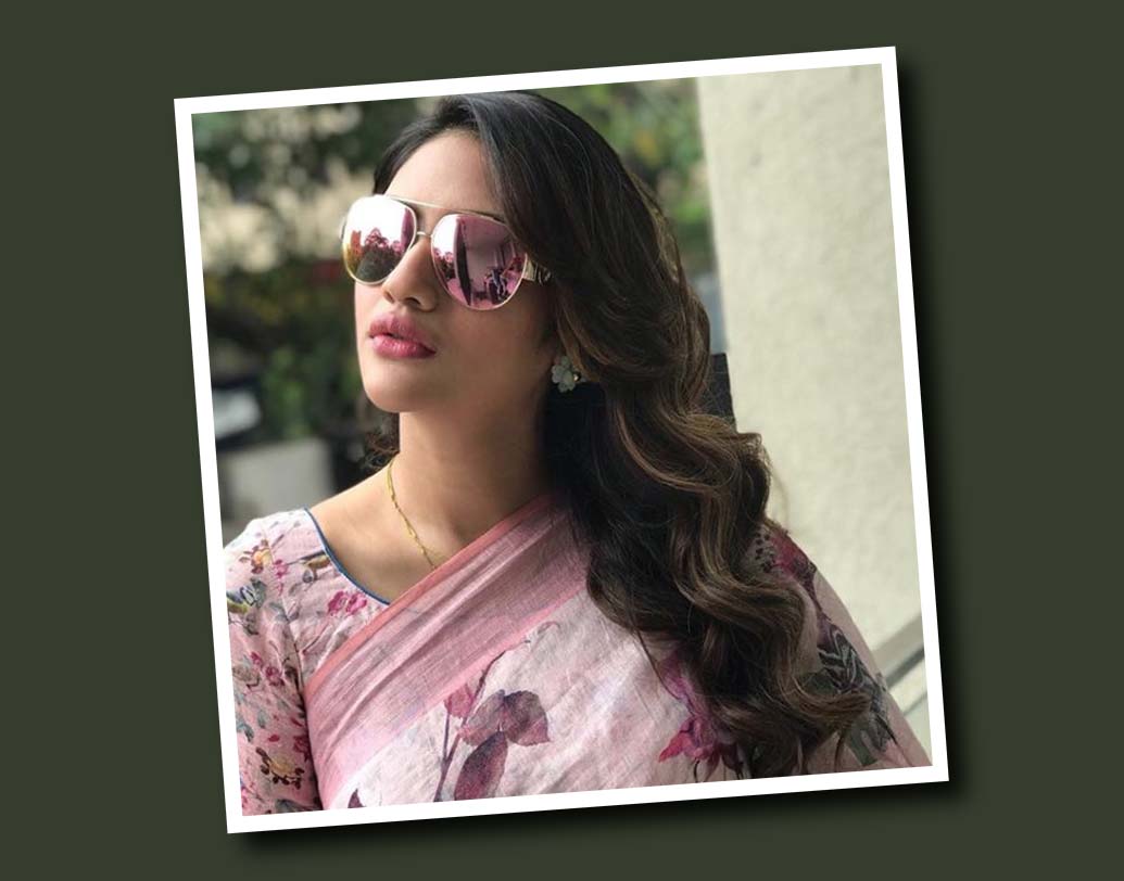 অভিনয় হোক বা রাজনীতি— সব ক্ষেত্রেই পারফেকশনিস্ট নুসরত। বিয়ের অনুষ্ঠানও গুছিয়ে আয়োজন করেছিলেন। রিসেপশনেও যে আপ্যায়ণের কোনও ত্রুটি হবে না, তা একবাক্যে মেনে নিচ্ছেন টলি পাড়ার সদস্যরা।