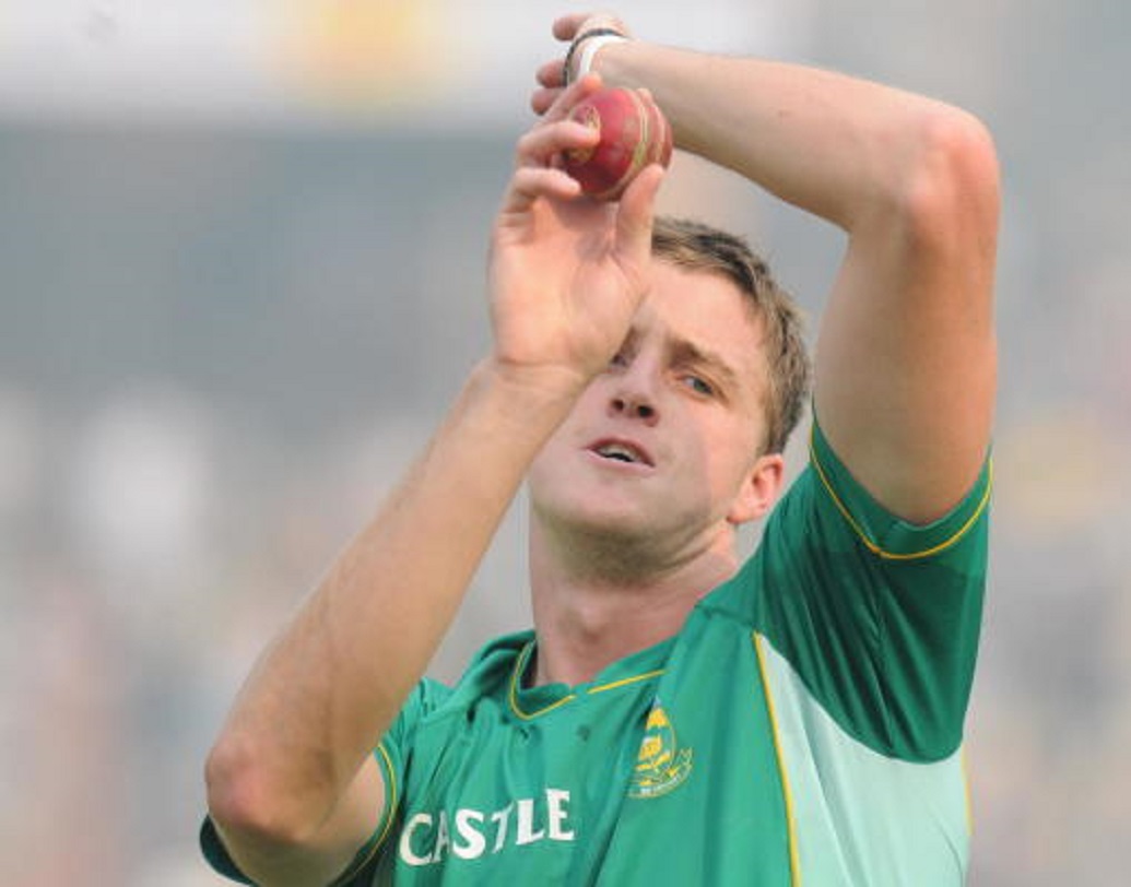 ২০১৫ বিশ্বকাপে দক্ষিণ আফ্রিকা ছিটকে যাওয়ার পরে মর্নি মর্কেলের কান্না এখনও মনে রয়েছে সবার। তিনিই ট্র্যাজিক নায়ক।