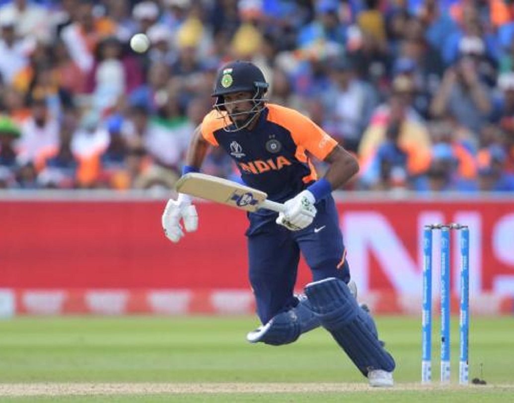 হার্দিক পাণ্ড্য- হার্ড হিটার হার্দিকের খেলা নিয়ে সন্দেহের কোনও অবকাশই নেই। রানের গতি বজায় রাখতে হার্দিকের বিশেষ ভূমিকা থাকে। পাশাপাশি বল হাতেও তিনি সমান কার্যকর।