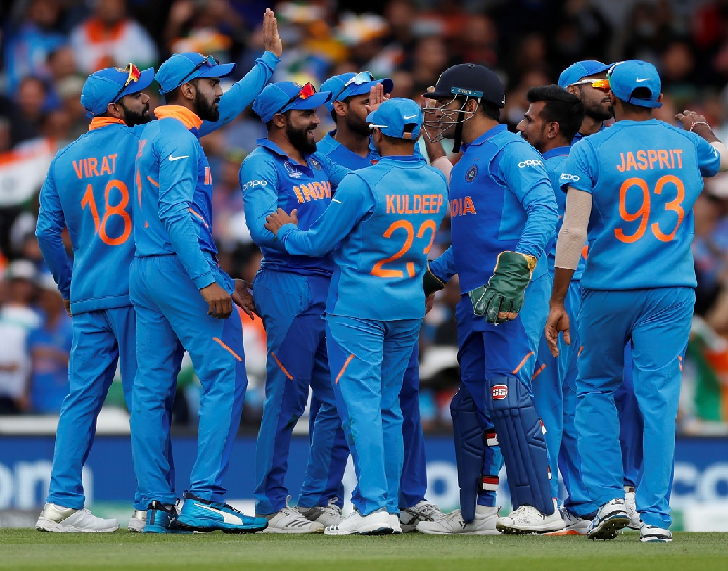 জয়ের হারে সেরা:
ভারত- আগ্রাসী অধিনায়ক বিরাট কোহালির হাত ধরে গ্রুপ লিগে দুরন্ত ক্রিকেট খেলেছে দল। জয়ের শতাংশ ৮৫.৭১৪। ইংল্যান্ড ম্যাচে হার বাদ দিলে ভারতীয় দল সব চেয়ে বিপদজনক।