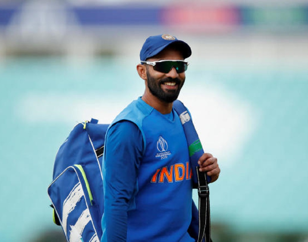 দীনেশ কার্তিক- যে কোনও মুহূর্তে ভয়ঙ্কর হয়ে উঠতে পারেন কার্তিক। চলতি বিশ্বকাপে সেভাবে সুযোগ পাননি তিনি। নিউজিল্যান্ডের বোলিং আক্রমণের বড় সড় পরীক্ষা নেবেন কার্তিক।