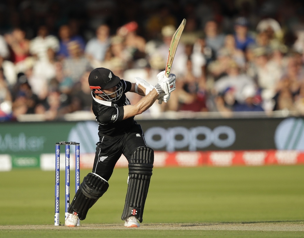 তবে বাঁ-হাতি স্পিনারদের বিরুদ্ধে তাঁর রেকর্ড খুব ভাল নয়। আর ভারতের হাতে কুলদিপ ও জাডেজার মতো দুই স্পিনার রয়েছেন। তাই উইলিয়ামসন ক্রিজে এলেই এঁদের কারও ডাক পড়তেই পারে।