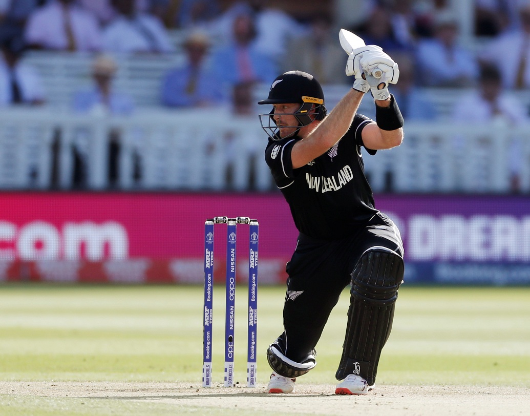 ওপেনে মার্টিন গাপ্তিল এখনও পর্যন্ত সেই ভাবে নিজেকে মেলে ধরতে না পারলেও চিন্তা থাকবেই এই অভিজ্ঞ ওপেনারকে নিয়ে। যে কোনও বোলারের ত্রাস হয়ে ওঠার ক্ষমতা আছে এই ওপেনারের। তবে ব্যাট হাতে মেলে ধরতে না পারলেও ফিল্ডিং-এ মাত করছেন বার বার। ৮টি ক্যাচ ধরেছেন এখনও অবধি বিশ্বকাপে।