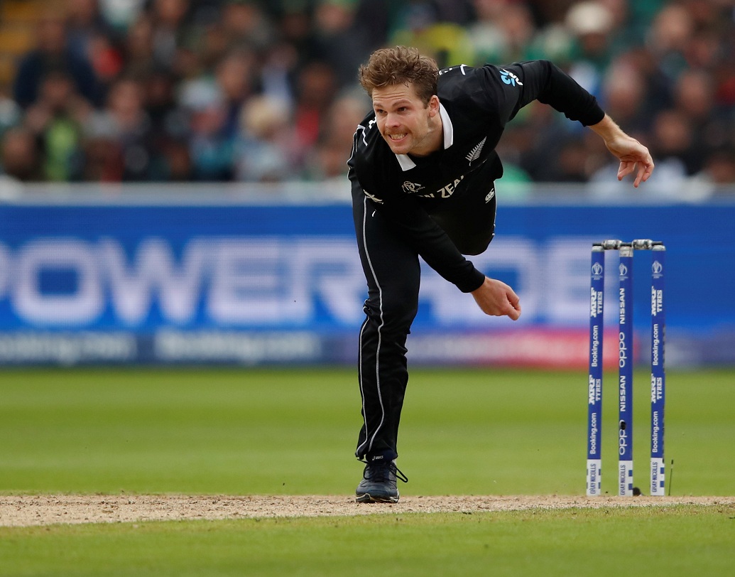 চোটের জন্য আগের ম্যাচে না খেলা লকি ফার্গুসন যে এই ম্যাচে ফিরবেন তা বলাই বাহুল্য। তাঁর নিয়মিত ঘণ্টায় ১৫০ কিমির ওপরে করা বল কিন্তু বিপদে ফেলতে পারে শর্ট পিচ বলের বিরুদ্ধে দুর্বল ভারতকে।