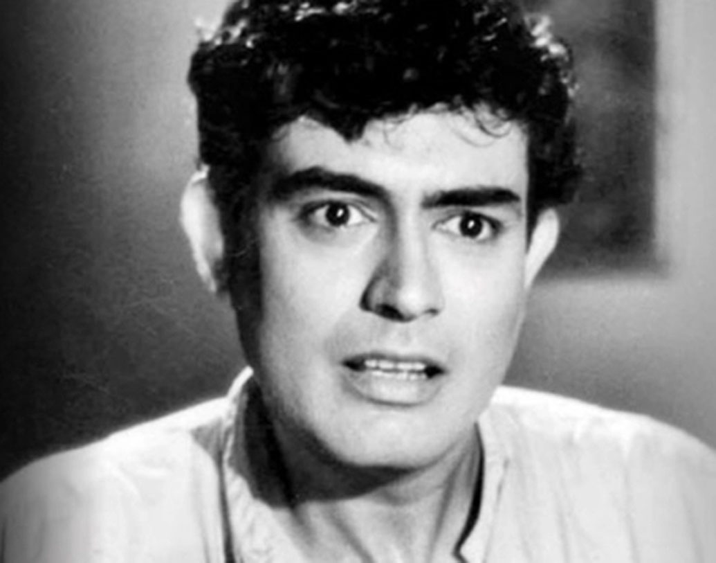 তবে কেরিয়ারের শুরুতে নামডাক এলেও বেশ কিছু নিম্নমানের ছবিতেও কাজ করতে বাধ্য হয়েছিলেন সঞ্জীব। পরবর্তীতে বিভিন্ন সাক্ষাত্কারে অভিনেতা জানান, কেবল টাকা পয়সা জমাতে ও স্ট্রাগলে টিকে থাকার জন্য হাতে অর্থ মজুত রাখতেই স্ক্রিপ্ট পছন্দ না হলেও অনেক ছবিতে কাজ করতে বাধ্য হয়েছেন এক সময়।