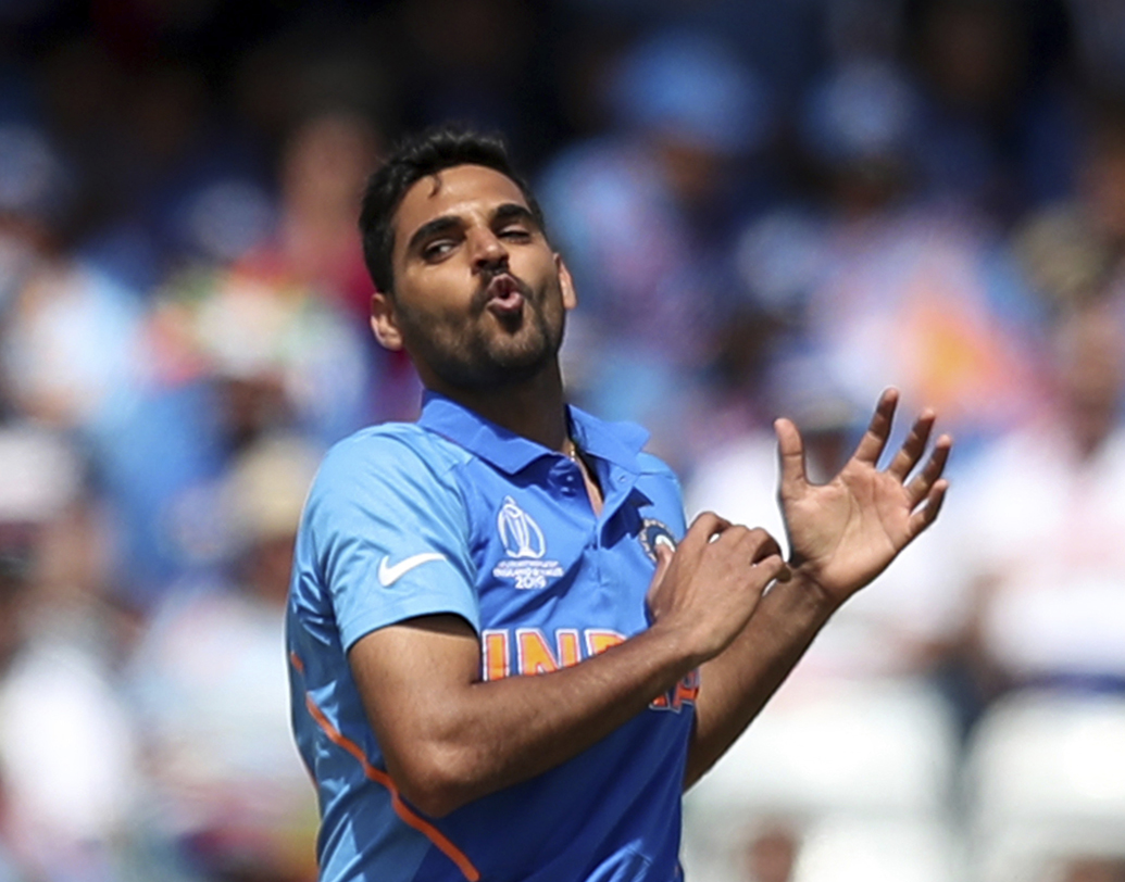 ভুবনেশ্বর কুমার- দল তাঁর ওপর এই ম্যাচেও ভরসা রাখল। আগের ম্যাচে রান দিলেও ডেথে ভয়ঙ্কর তিনি।