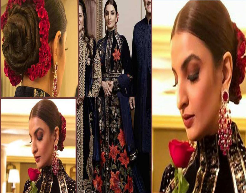 রণবীর-দীপিকা জুটির গ্ল্যামারের ছটায় রিতিকা কিন্তু ম্লান হয়ে যাননি। বরং উদ্ভাসিত ছিলেন নিজের দ্যুতিতেই। সঙ্গীত, মেহেন্দি-সহ বিয়ের সব পর্বে দীপিকার পাশে তাঁর উজ্জ্বল উপস্থিতি।