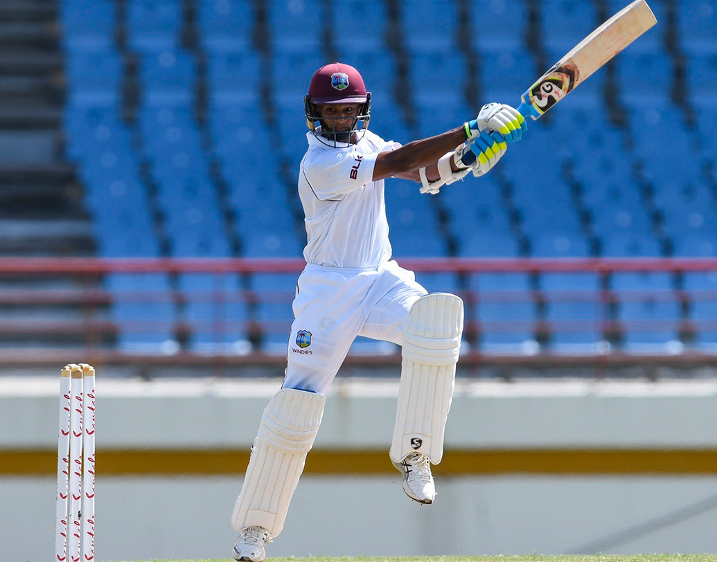 শেন ডাওরিচ- ৩০টি টেস্ট খেলে করেছেন ১৪০২ রান, গড় ২৯.৮২। দলে দ্বিতীয় উইকেটকিপার তিনি। শুধুমাত্র ব্যাটসম্যান হিসেবে প্রথম দলে সুযোগ পাবেন কিনা সেটাই দেখার।