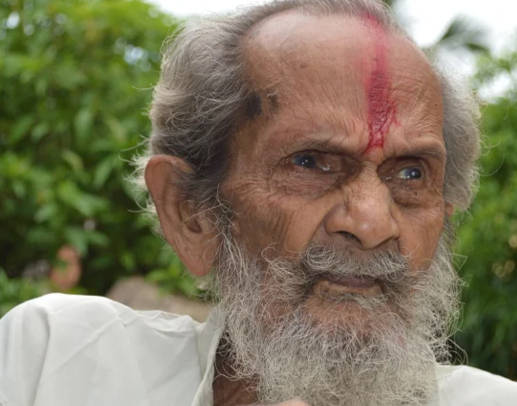 ক্ষমতা, পদ ও প্রাসাদহীন ব্রজরাজের কাছ থেকে এরপর চলে যান তাঁর স্ত্রীও। ছাড়াছাড়ি হয়ে যায় ব্রজরাজ ও রসমঞ্জরীর। দারিদ্রের সঙ্গে মানিয়ে নিতে পারছিলেন না রসমঞ্জরী। ব্রজরাজের সঙ্গে সে ভাবে যোগাযোগ রাখতেন না সন্তানরাও।