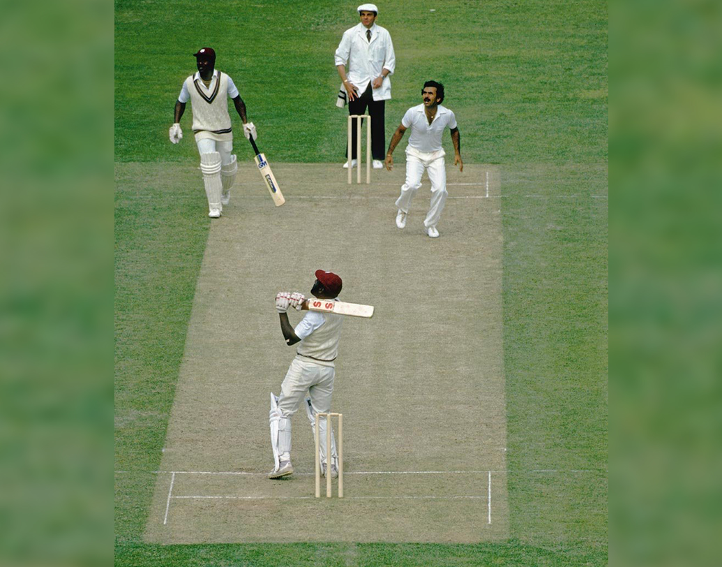 প্রথম বার এই দুই দল পোর্ট অব স্পেনে মুখোমুখি হয় ১৯৮৩ সালে। স্পিন নির্ভর এই মাঠে ভারতকে হারিয়ে দেয় অনিয়মিত ক্যারিবিয়ান স্পিনার ল্যারি গোমস। যদিও ব্যাট হাতে হেইন্স ও গ্রিনিজের ১২৫ রানের ওপেনিং পার্টনারশিপকে অগ্রাহ্য করা যাবে না। বৃষ্টি বিঘ্নিত এই ম্যাচে ৫২ রানে হারে কপিল দেবের ভারত। আজকের ম্যাচে যদিও বৃষ্টির ভ্রুকুটি নেই বলেই জানিয়েছে আবহাওয়া দফতর।