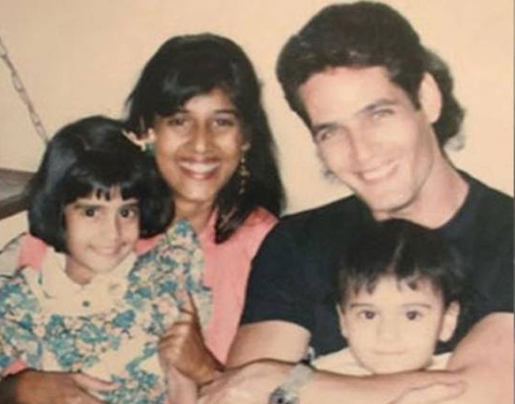 আমরা অনেকেই জানি না, গ্যাভিনের বড় মেয়ে এরিকা প্যাকার্ডও মডেলিং-এ উল্লেখযোগ্য নাম। তিনি তাঁর বোন ক্যামিলের সঙ্গে থাকতেন মা অ্যাভ্রিলের কাছে। কারণ গ্যাভিন ও অ্যাভ্রিলের বিচ্ছেদ হয়ে গিয়েছিল।