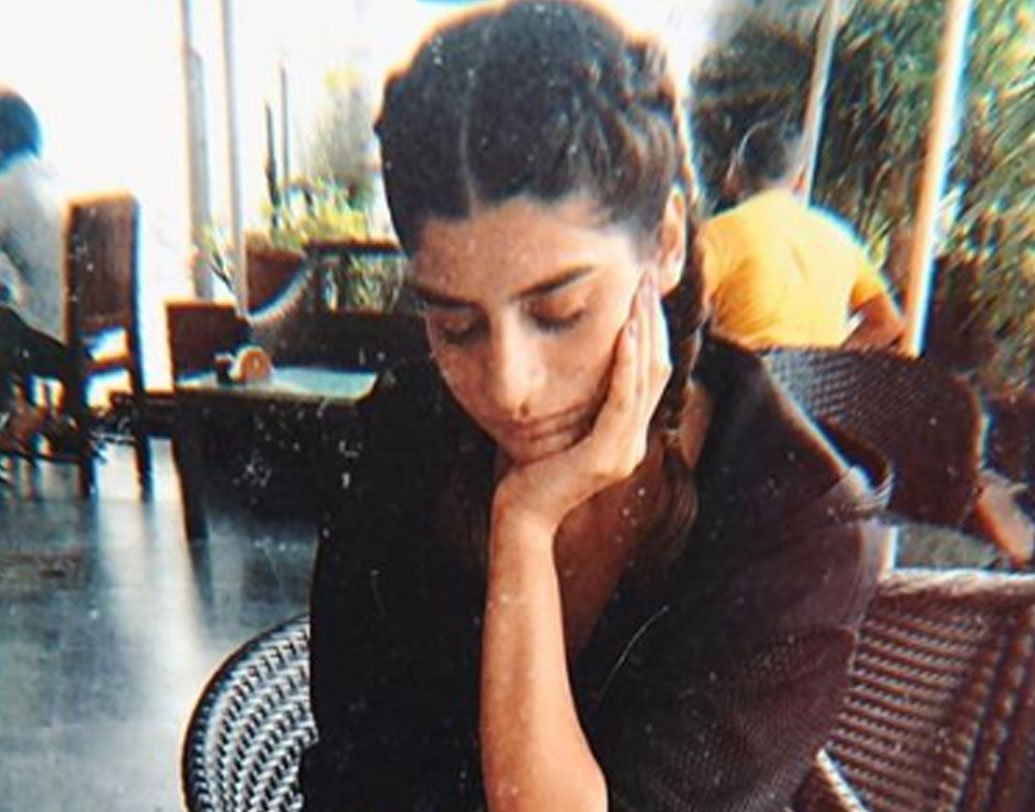 এরপর ড্রামার শার্দূলের সঙ্গে সম্পর্ক ছিল এরিকার। দু’জনেই তাঁদের ছবি শেয়ার করেছেন সোশ্যাল মিডিয়ায়।