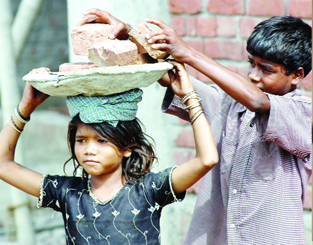 আইনজীবী বন্ধুদের সাহায্যে ২০০৪ সালে নিজের একটা সংস্থা শুরু করে দেন বৈদ্যনাথ। স্থানীয় পঞ্চায়েত এবং শিশু সুরক্ষা বিভাগের কাছ থেকে কোনও রকম অর্থনৈতিক সাহায্য তিনি পাননি। কিন্তু তাও হাল ছাড়েননি। বিপদে পড়া প্রত্যেক শিশুর দিকেই সাহায্যের হাত বাড়িয়ে দেন।
