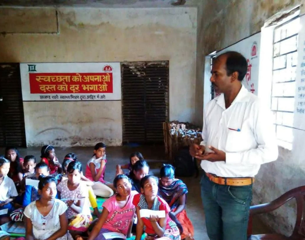 এখনও পর্যন্ত সব মিলিয়ে চার হাজারেরও বেশি শিশুকে পাচার হওয়া থেকে উদ্ধার করেছেন তিনি। দিনরাত লড়ে যাচ্ছেন শিশুশ্রম দূর করার জন্য।